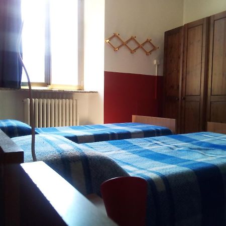 Ostello Al Deserto Chiavenna Eksteriør billede